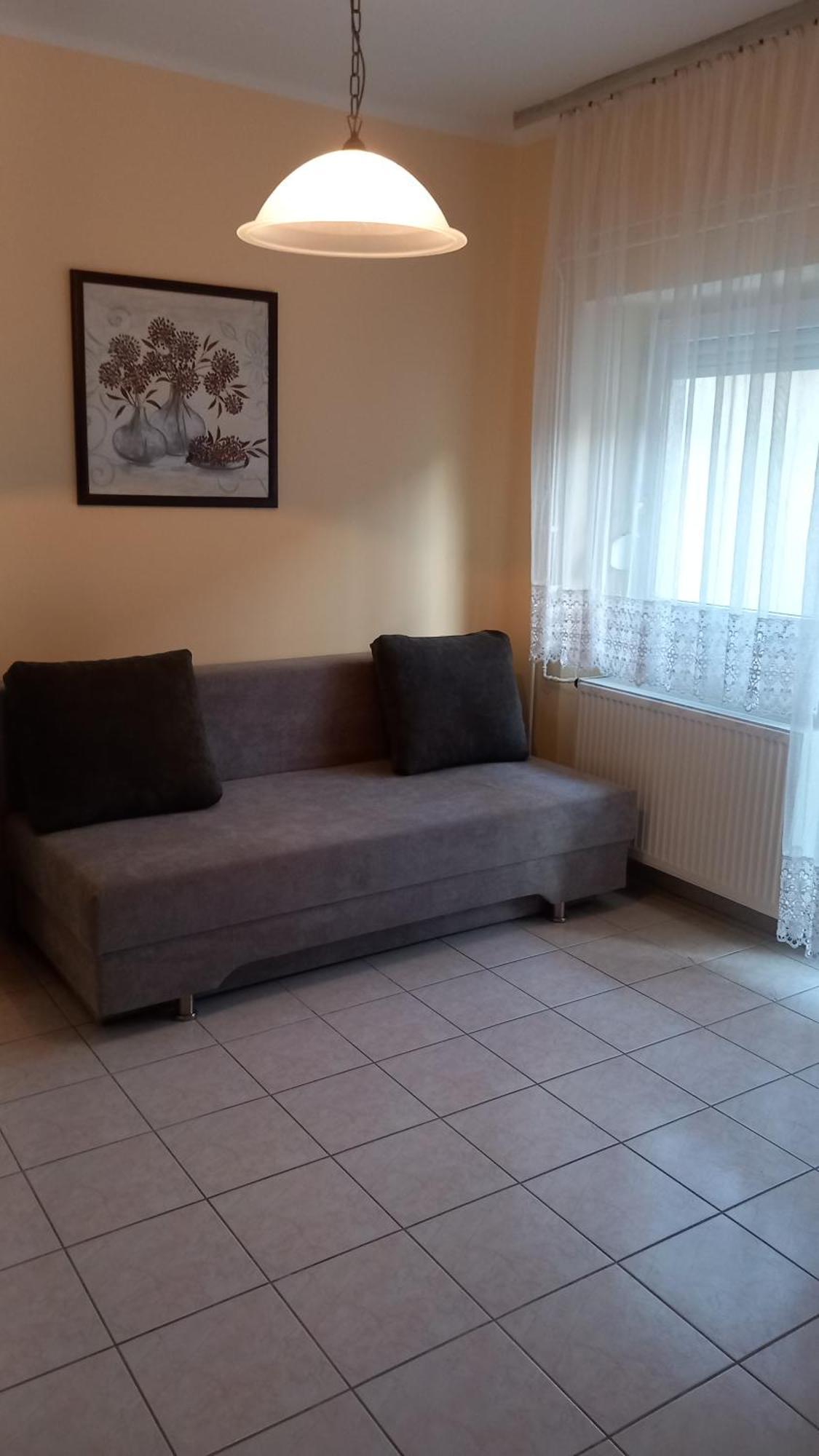 Elena Villa Heviz Luaran gambar